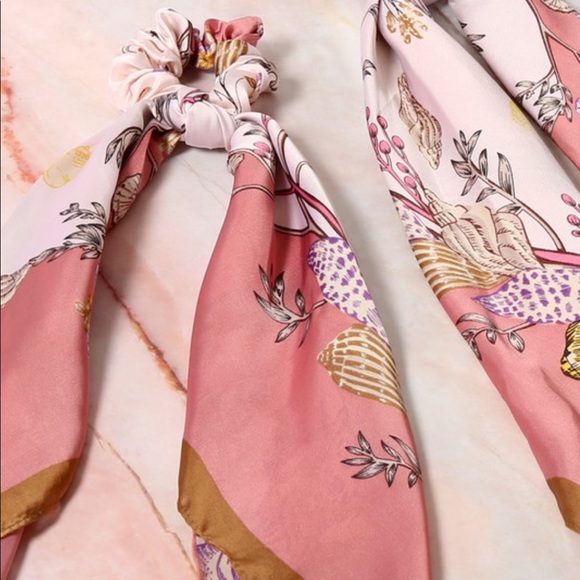 Floral Print Ponytail Scarf Scrunchie Hair tie - Picture 4 of 6